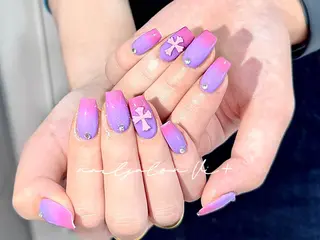 ネイル ✨Nailsalon Vi+✨のネイルデザイン
