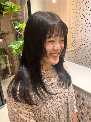 セミロング 柴田 葉月のヘアスタイル