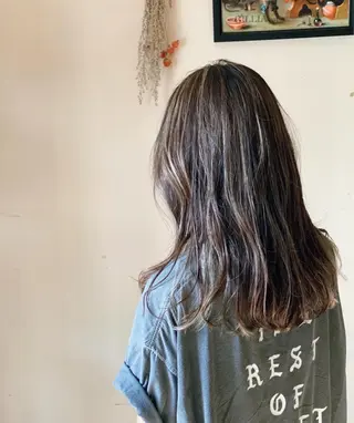 セミロング カラー 荒川 真悟のヘアスタイル