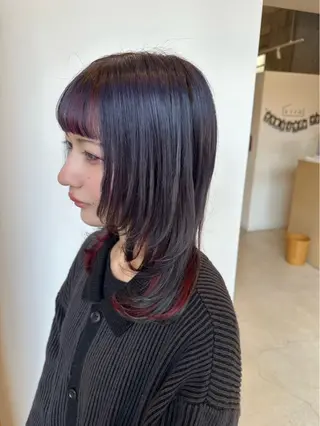 ロング 安永識央里/大曽根/ カラーモデルのヘアスタイル