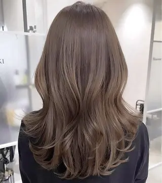 ロング カラー 【韓国風、透明感】 韓国風⭐️新海龍哉のヘアスタイル