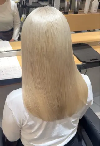 セミロング たかはし るなのヘアスタイル