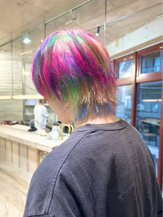 ミディアム カラー メンズ kai .のヘアスタイル