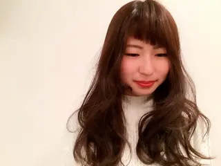 ロング カラー 山口 穂野香のヘアスタイル