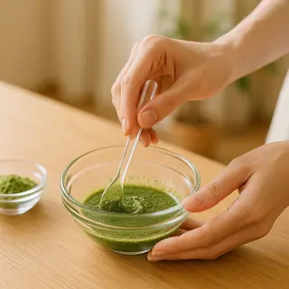 ハーブピーリング専門EMILUCA藤沢所属・ハーブピーリング /KAEDEのエステ・リラクイメージ