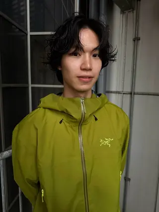 ミディアム Sota_Nknue フィットするカットのヘアスタイル