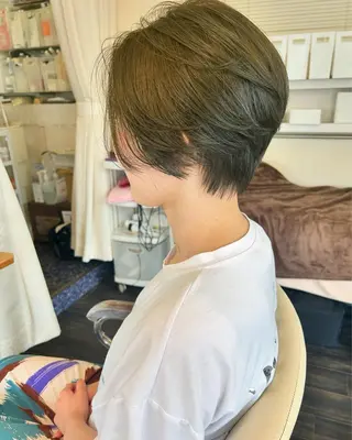ショート DiMPlE  ディンプル所属・🌸スタイリスト 山浦美恵のヘアスタイル
