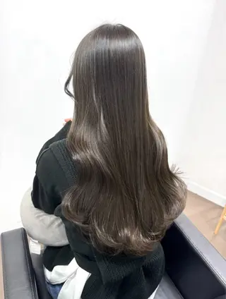 ロング カラー ioe愛莉 /透明感カラーのヘアスタイル