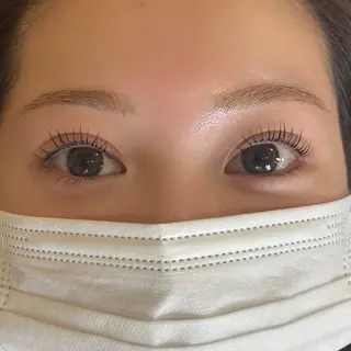 アイブロウ アイブロウ&マツパ カラーモデルまなみのヘアスタイル