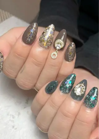 ネイル Feel ‪‪☺︎‬Yuriaのネイルデザイン