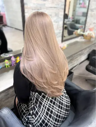 ロング カラー ハイトーンエクステ 🎩カズキ🎩のヘアスタイル