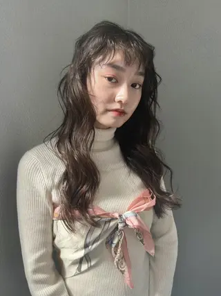 ロング パーマ カラー 🌼U24 ヘアデザインラボのヘアスタイル