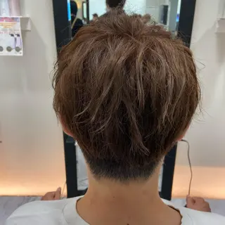 カラー メンズ Luce 杉本のヘアスタイル