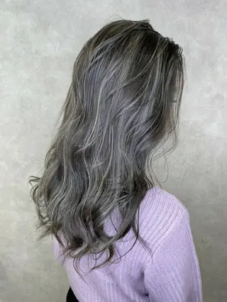 カラー セミロング RIENS♡xrea 山本優舞のヘアスタイル