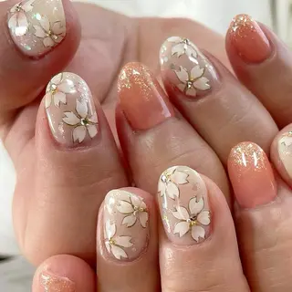 ネイル 東 千夏のネイルデザイン