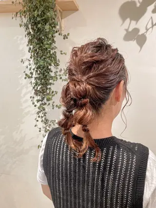 ミディアム ヘアアレンジ cut/nail ▫️イチカ🌻のネイルデザイン
