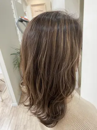 カラー SALOWIN栄 高須大貴のヘアスタイル