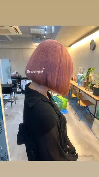 ショート カラー 韓国ボブ/ハッシュ カットKIRAのヘアスタイル