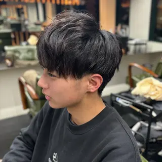 メンズ 岡村 莉穂のヘアスタイル