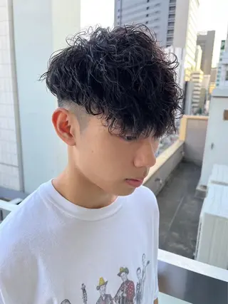 パーマ メンズ Bond Story りき カラーモデルのヘアスタイル