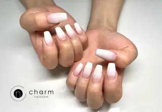 ネイル ネイルルーム チャームのネイルデザイン