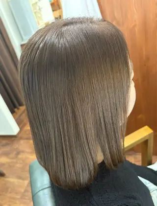 ミディアム カラー Story マリエのヘアスタイル