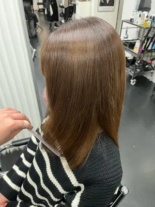 ロング カラー 湯川 未咲希のヘアスタイル