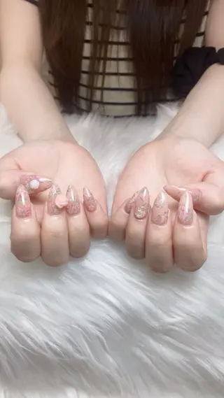 ネイル Rei _Nail 新宿のネイルデザイン