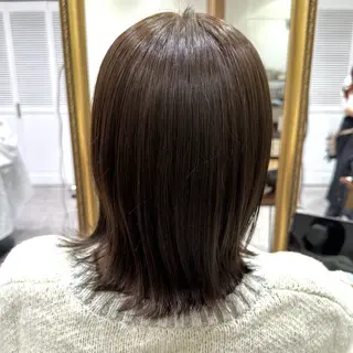 セミロング 透明感イルミナカラー ／寒色/MOMOKAのヘアスタイル