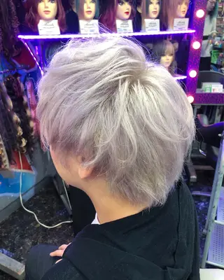 ショート カラー メンズ 今泉 周のヘアスタイル