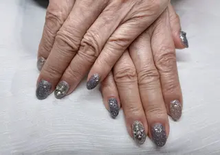 ネイル nail salon  U所属・日向 あゆみのネイルデザイン