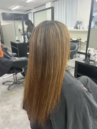 ロング C'LD Hair トモヤのヘアスタイル