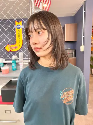 ミディアム 【BIBBIDI】 MIKIのヘアスタイル