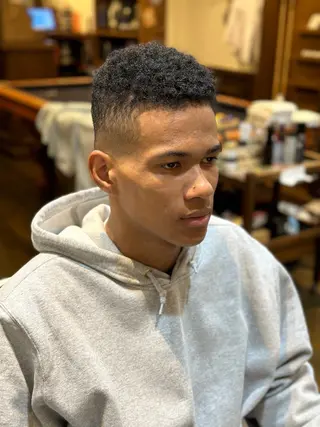 ショート 七澤 颯太のヘアスタイル