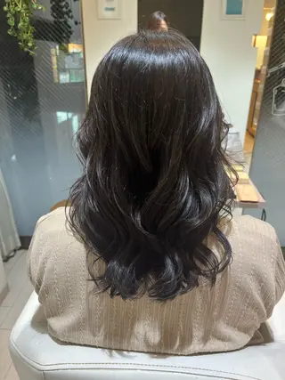 ロング 須藤 百合香のヘアスタイル