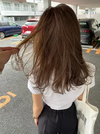 セミロング amie所属・amie三宮 NAKANOのヘアスタイル