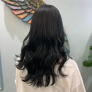 ロング BE EREA  PREMIATA所属・蓼沼 由莉のヘアスタイル