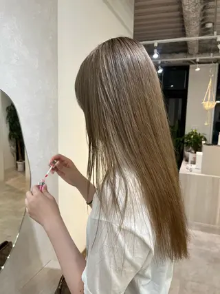 カラー aya/ブリーチ/ ボブ/ショートのヘアスタイル