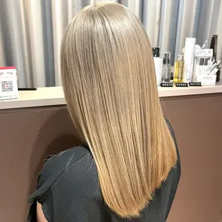 ロング 齋 花音のヘアスタイル