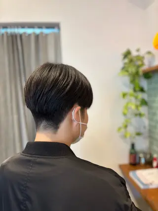 ショート カネコ ナナミのヘアスタイル