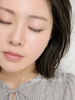 アイブロウ La lino. ラ リノのマツエク・マツパデザイン