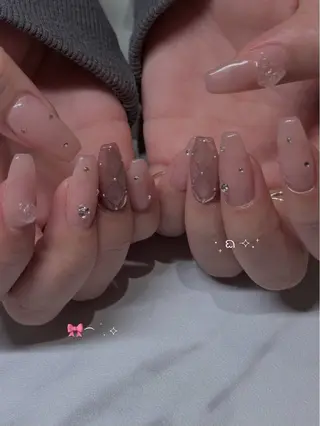 ネイル mikoto 🎀 艶々美フォルムのネイルデザイン