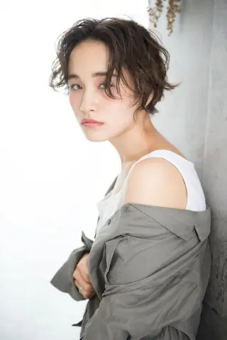 ショート カラー パーマ レイヤーカット✂️ 横浜No1♡下鳥翔子のヘアスタイル