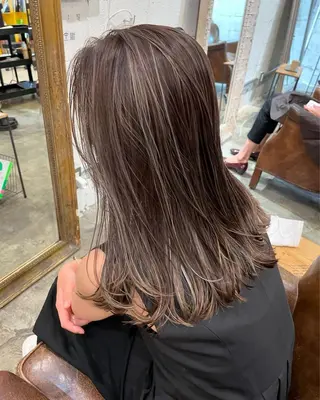 カラー 田代 さつきのヘアスタイル