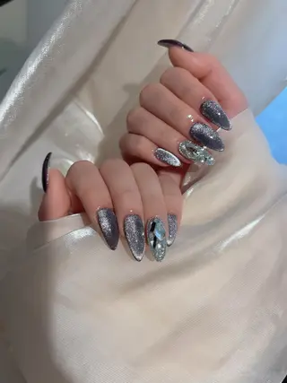 セミロング 小河原 舞のネイルデザイン