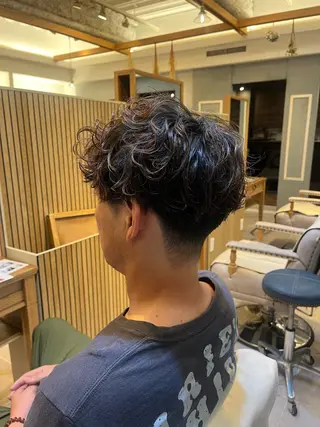 パーマ メンズ ete カイエダのヘアスタイル