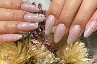 ネイル DOMI　NAIL 💅🏻のネイルデザイン