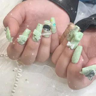 ネイル Blue daisy RIN🎀のネイルデザイン