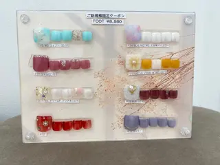 ネイル LUCULIA 渡邉のネイルデザイン