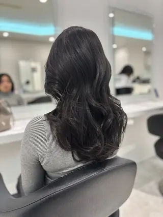 ロング カラー 流行りの透明感カラー ×縮毛矯正🤍ユウのヘアスタイル